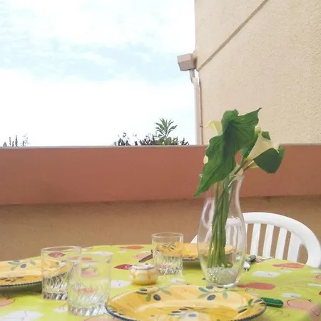 2 Pièces Climatisé à 400m De La 4 Couchages - Ar450-0912 *